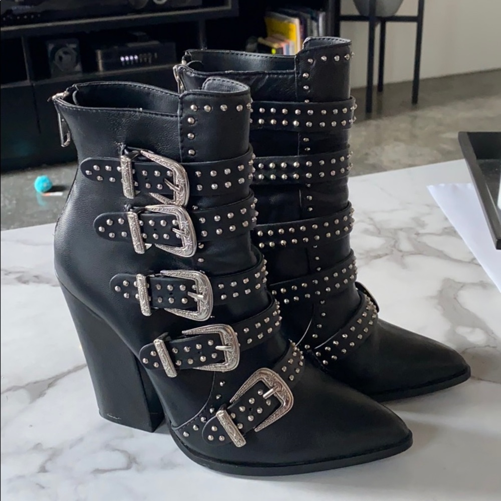 Steve Madden Comet Booties